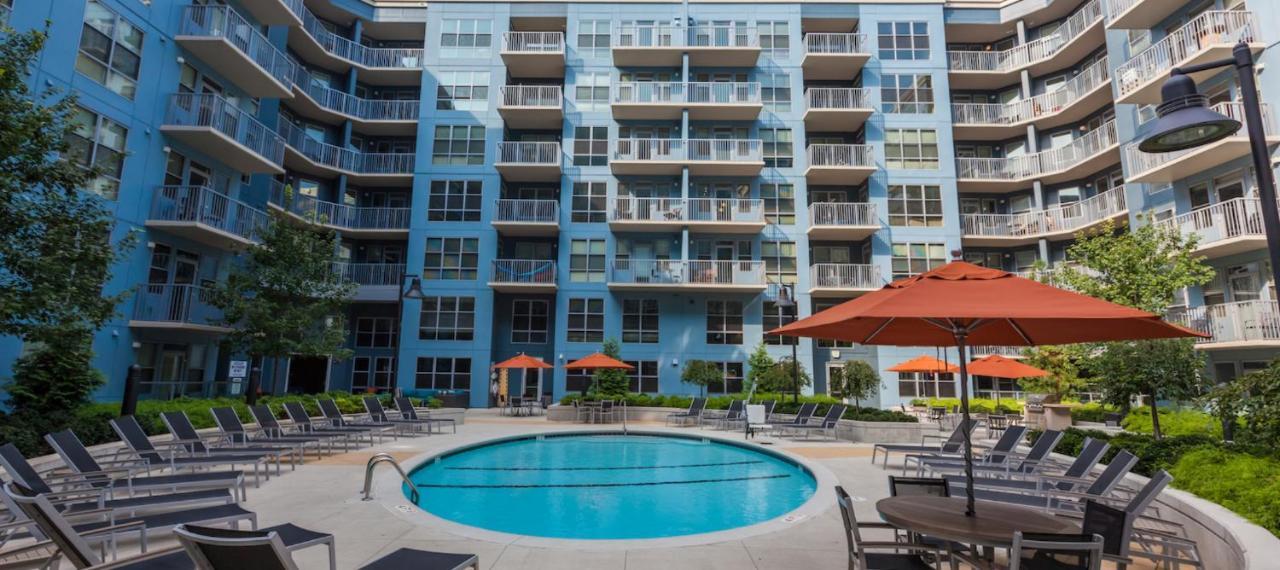 Апарт отель The Guild Downtown Radius Цинциннати Экстерьер фото