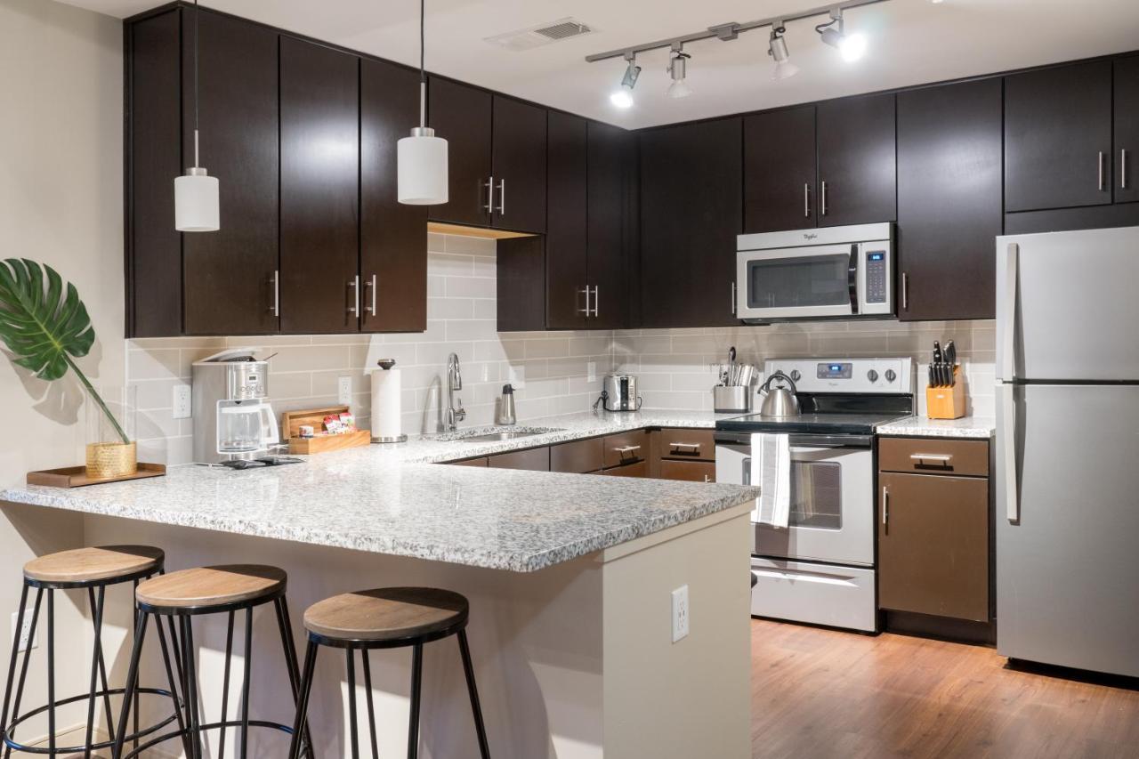 Апарт отель The Guild Downtown Radius Цинциннати Экстерьер фото
