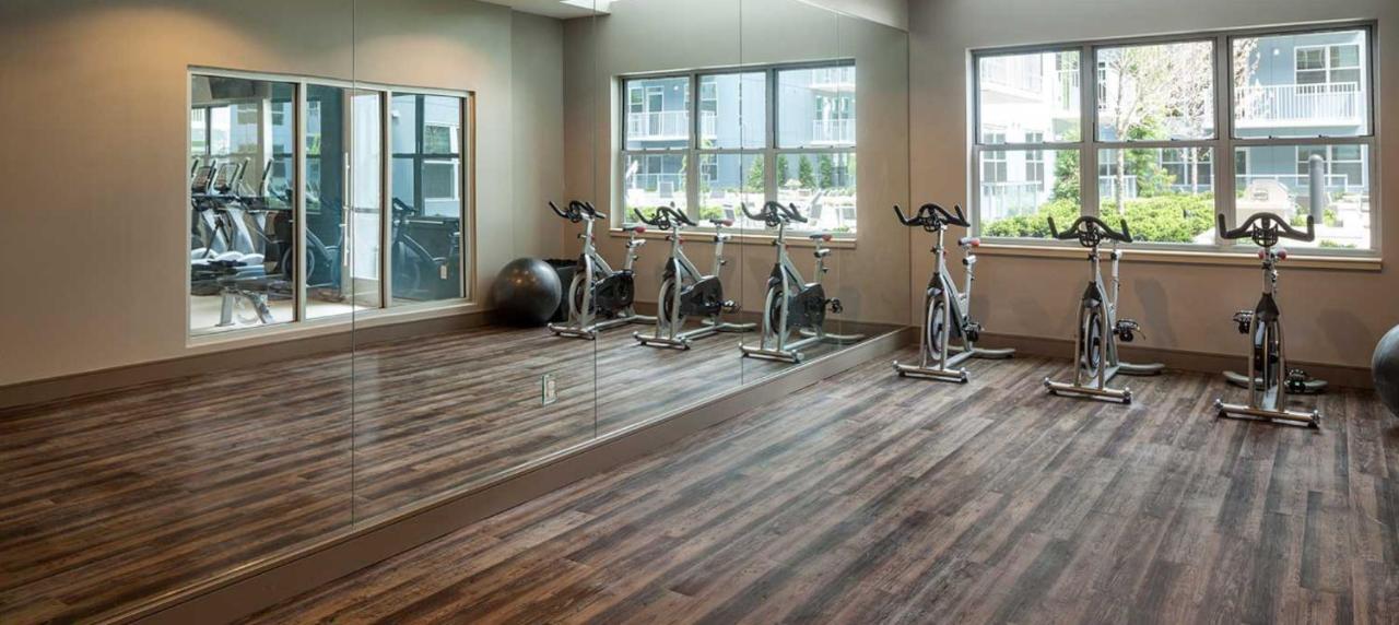 Апарт отель The Guild Downtown Radius Цинциннати Экстерьер фото